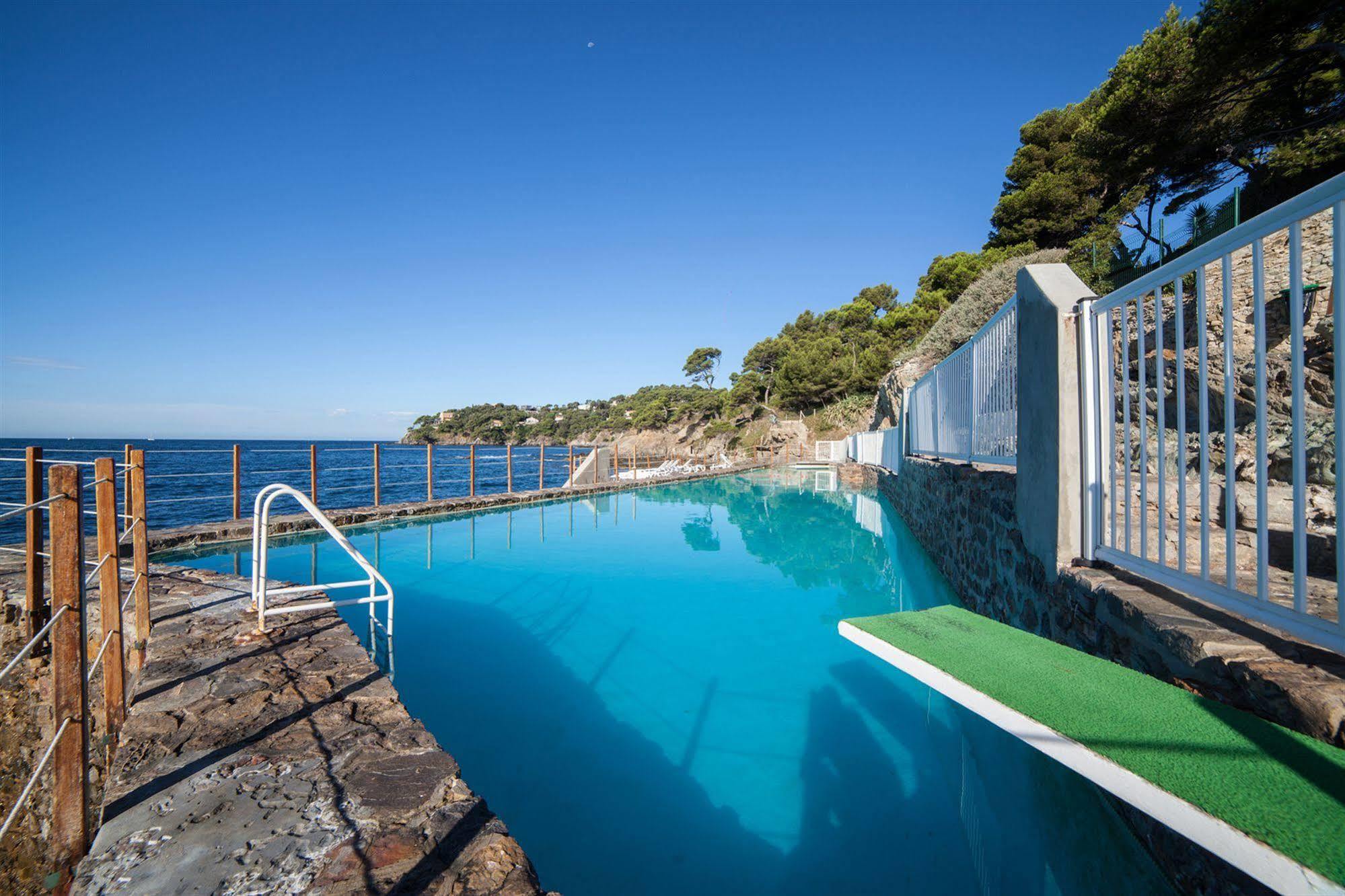 Hotel Provençal Hyères Exterior foto